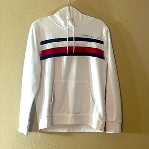 Brand New Tommy Hilfiger, women’s sweatshirt, size medium